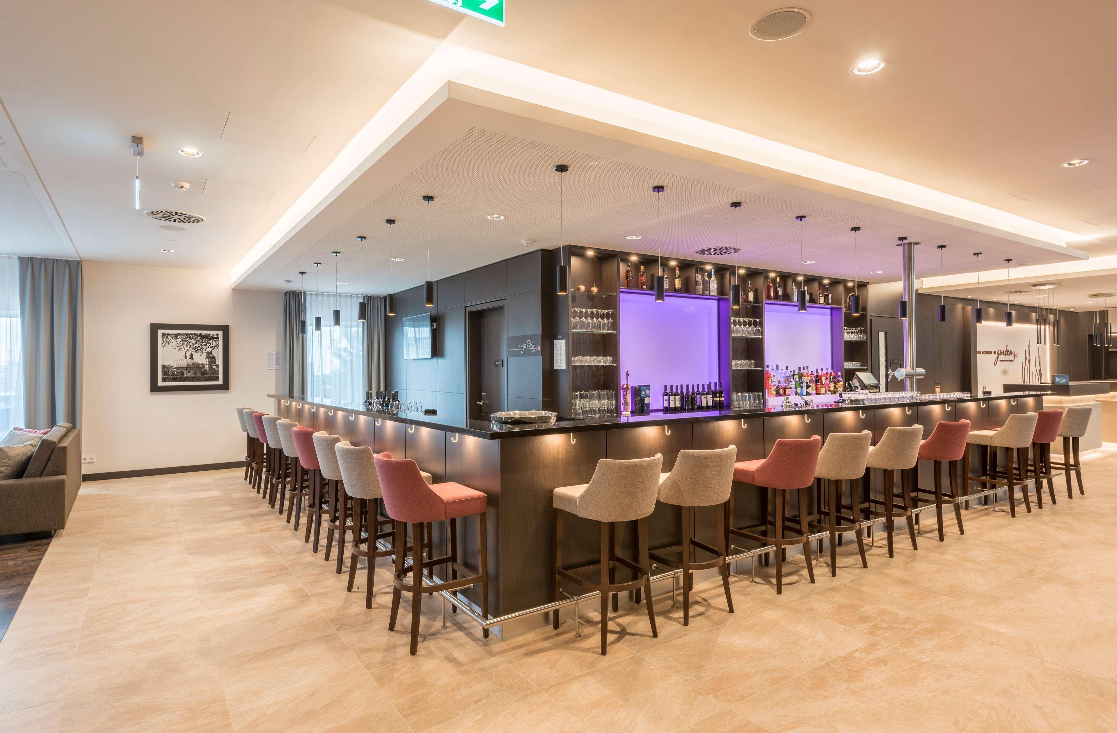 Hilton Garden Inn Munich City West Экстерьер фото