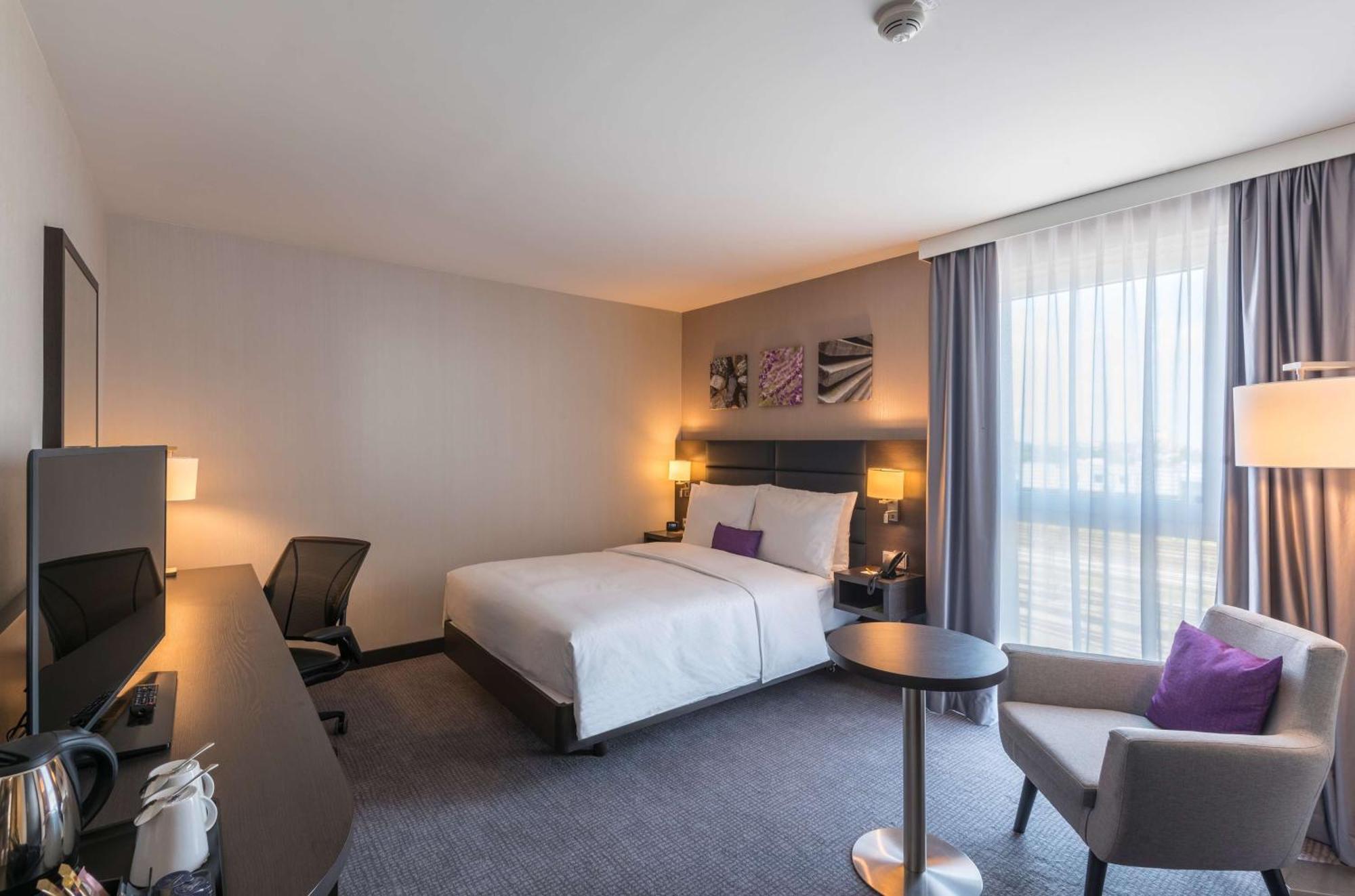 Hilton Garden Inn Munich City West Экстерьер фото