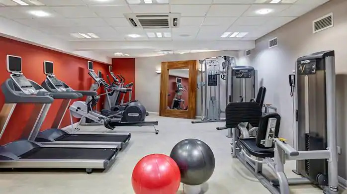 Hilton Garden Inn Munich City West Экстерьер фото